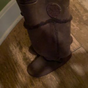 Tory Burch shearling boots good condition